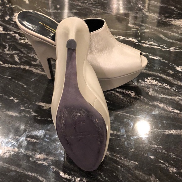 Shoes - Picture 2 of 5